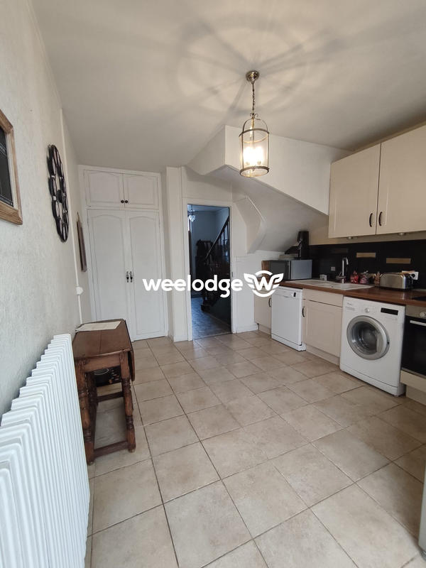 Maison - 300 m² - 10 pièces