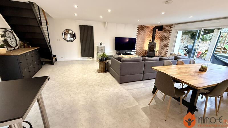 Maison - 110 m² - 5 pièces