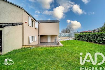 Maison - 185 m² - 6 pièces