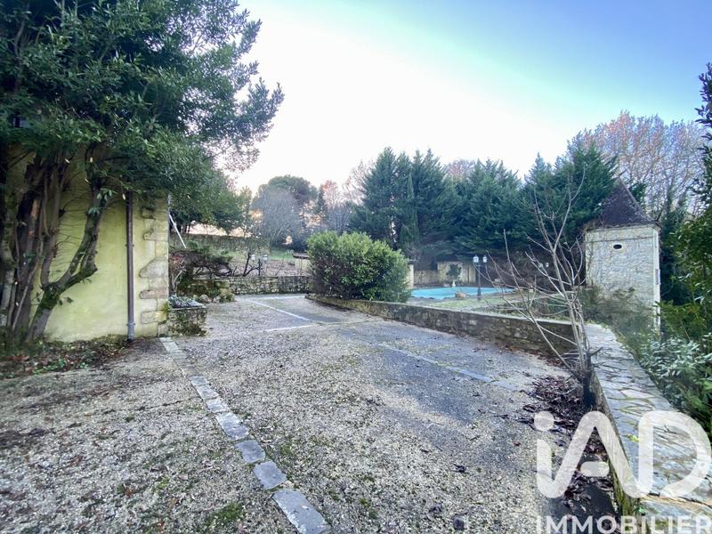 Maison - 138 m² - 2 pièces