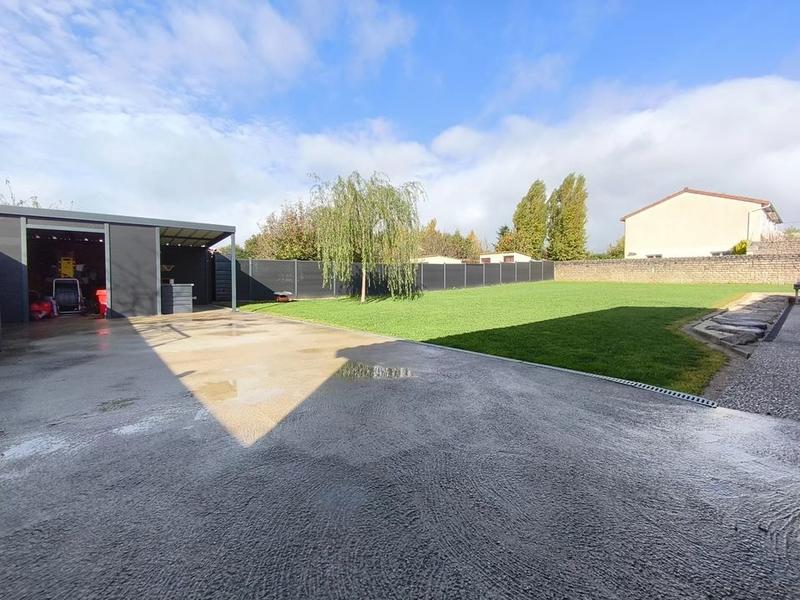 Pavillon - 100 m² - 5 pièces