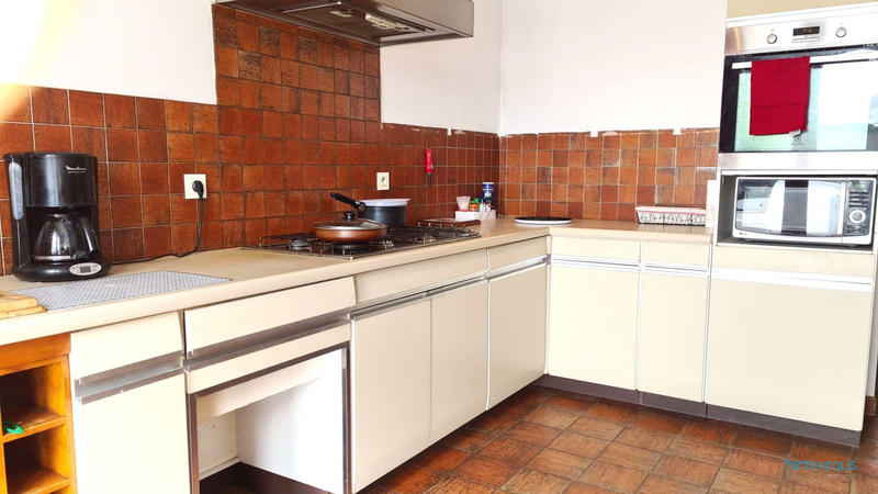 Villa - 196 m² - 8 pièces