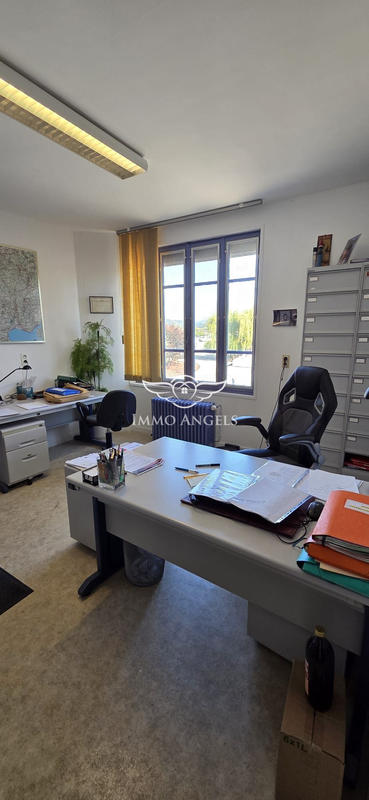 Mas - 554 m² - 26 pièces