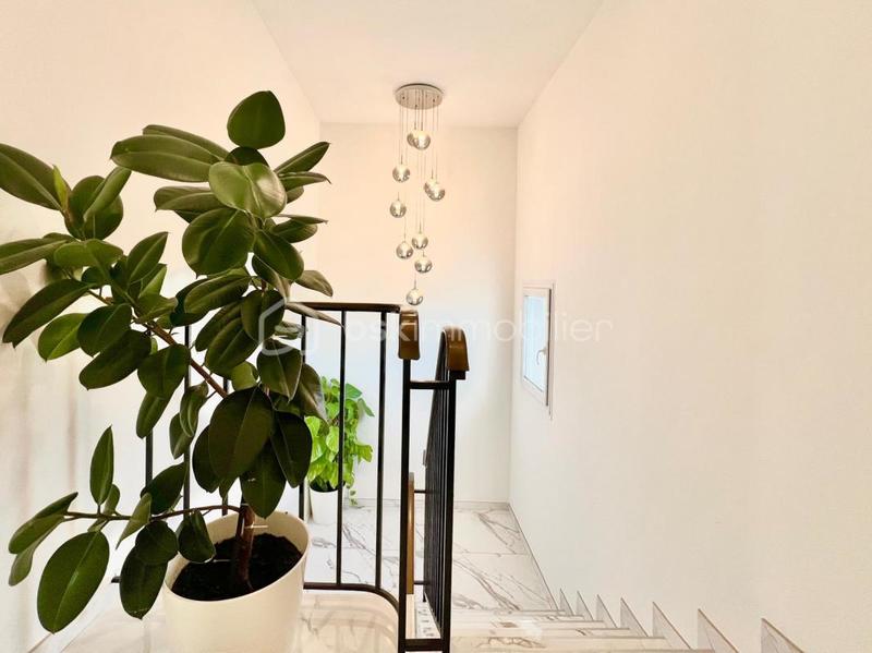 Villa - 140 m² - 5 pièces