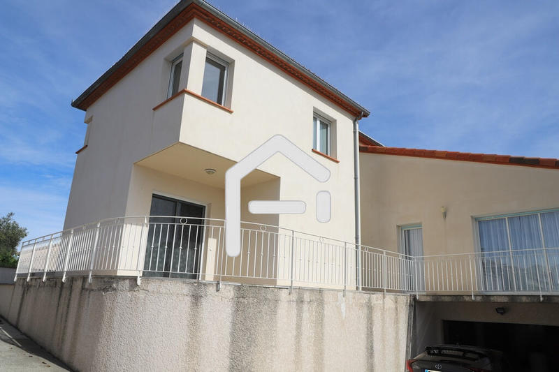 Villa - 230 m² - 7 pièces