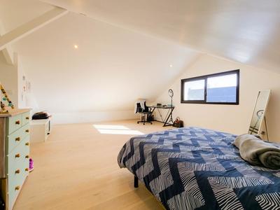 Maison - 180 m² - 6 pièces