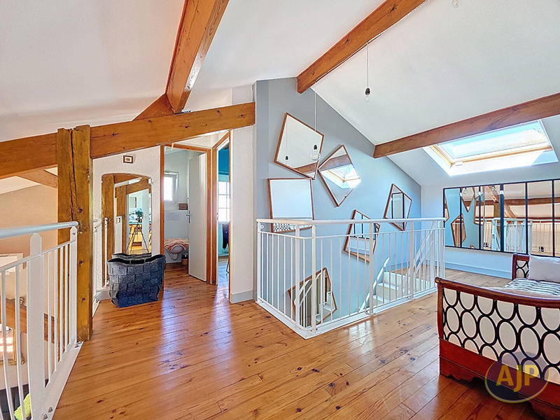 Maison - 134 m² - 6 pièces