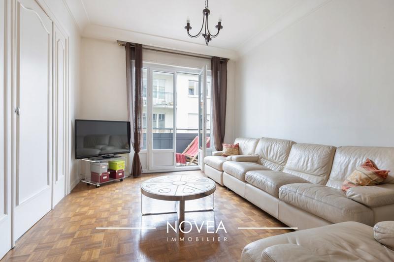 Appartement - 100 m² - 4 pièces