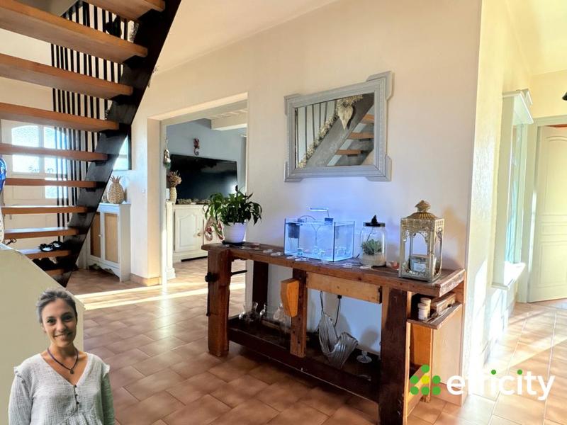 Villa - 160 m² - 8 pièces