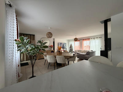 Maison - 105 m² - 5 pièces