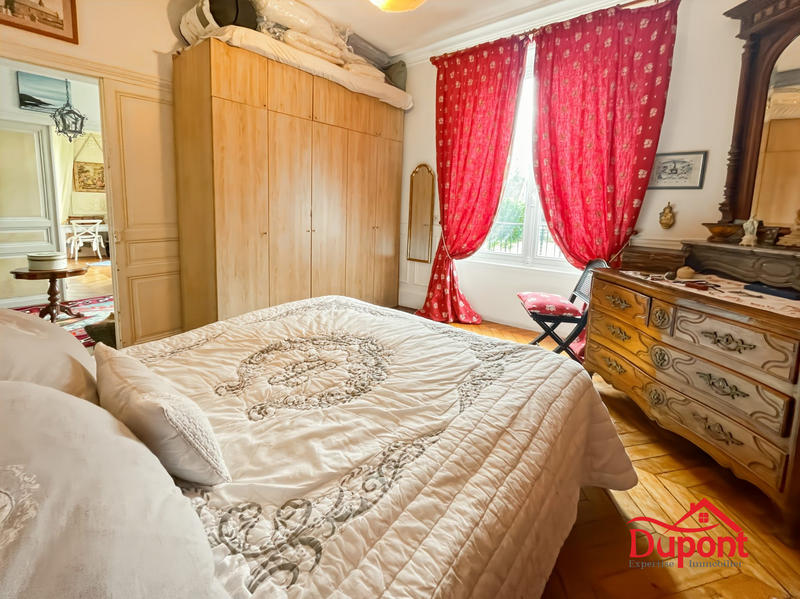 Appartement - 102 m² - 4 pièces