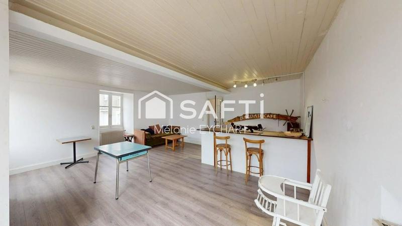 Maison - 215 m² - 7 pièces