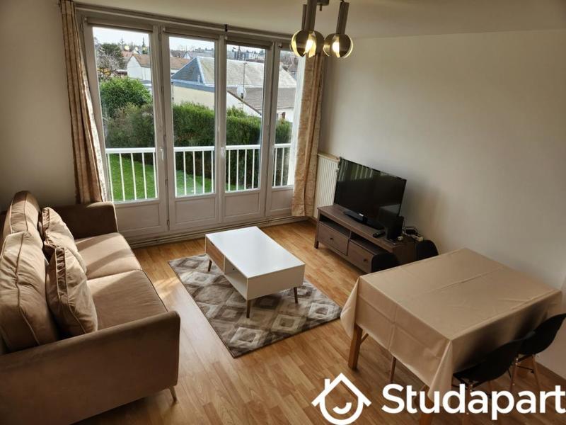 Chambre - 9 m² - 1 pièce