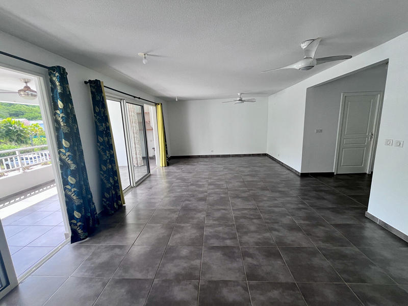 Appartement - 83 m² - 3 pièces