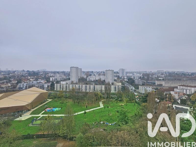 Appartement - 94 m² - 5 pièces