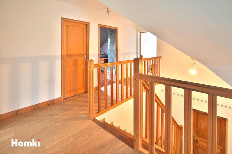 Maison - 191 m² - 8 pièces