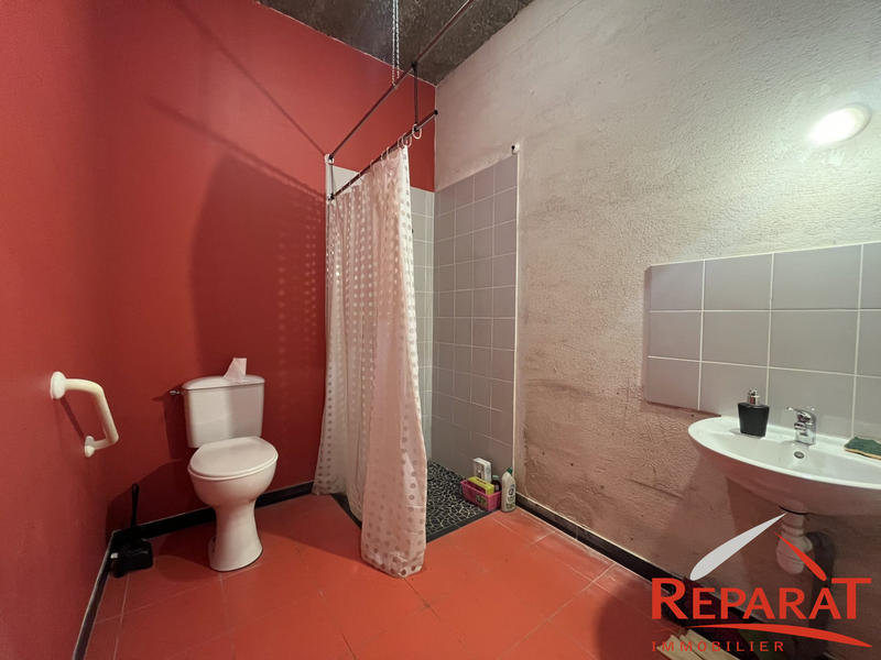 Local d'activités - 325 m²