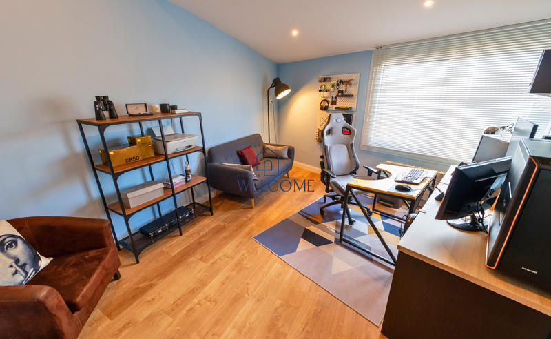 Maison - 104 m² - 4 pièces