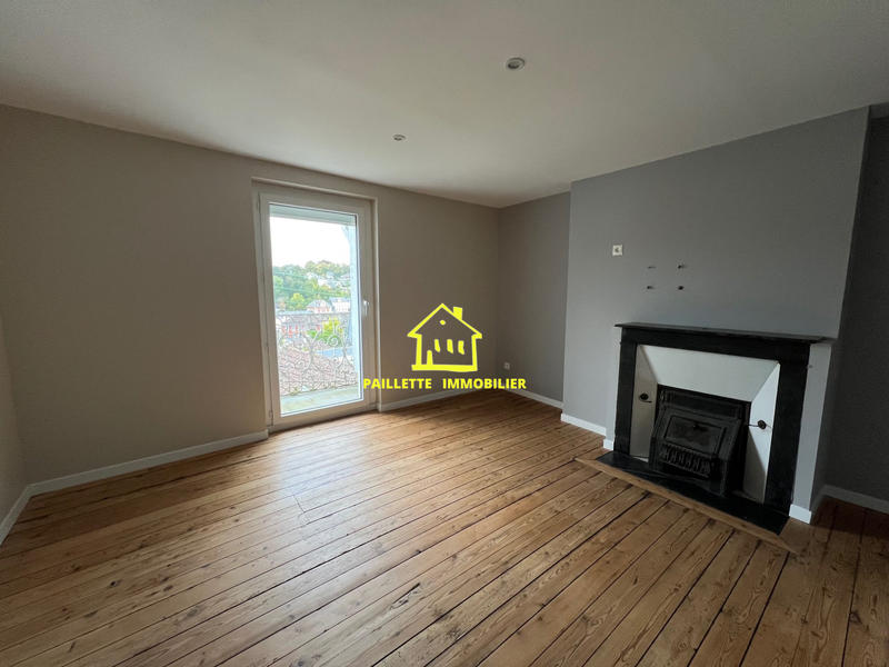 Maison - 202 m² - 5 pièces