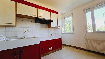 Appartement - 86 m² - 4 pièces