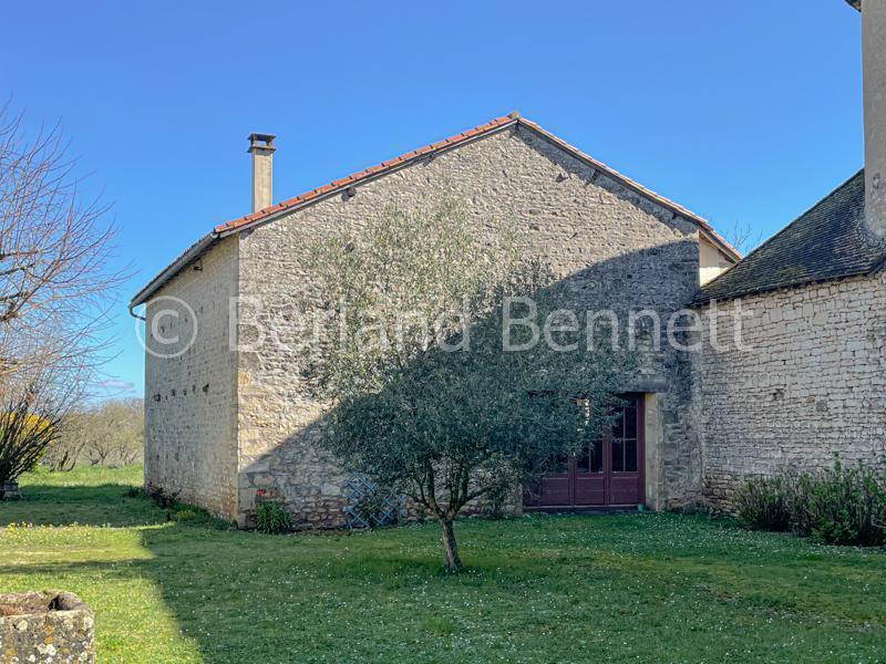 Maison de bourg - 207 m² - 8 pièces