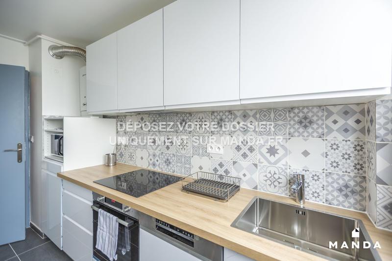 Chambre - 10 m² - 5 pièces