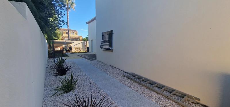 Villa - 291 m² - 7 pièces