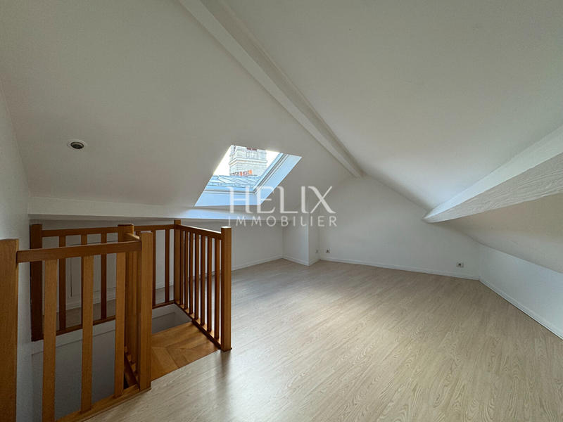 Appartement - 141 m² - 7 pièces