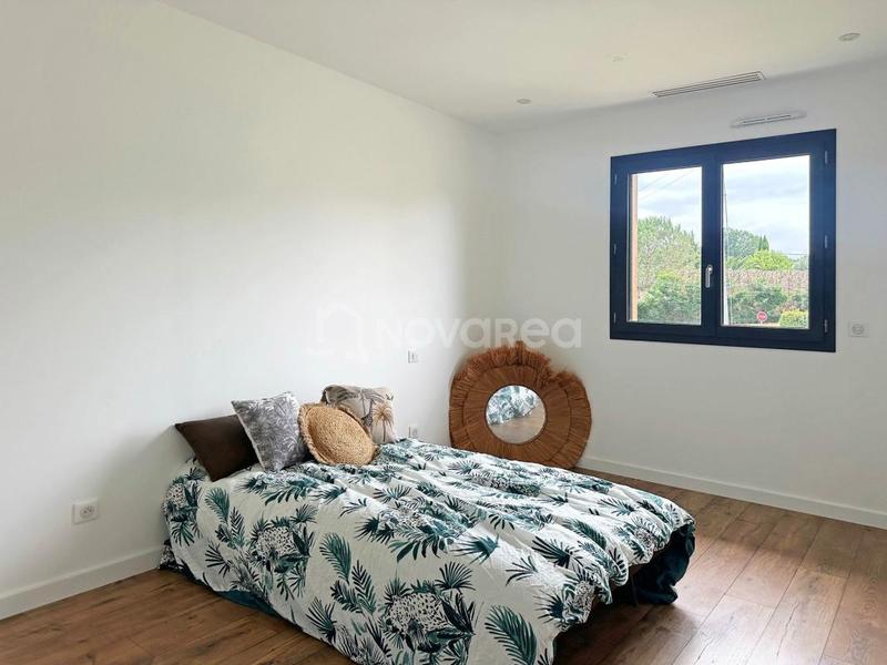 Maison - 140 m² - 5 pièces