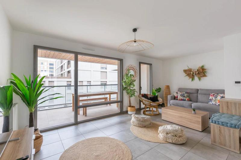 Appartement - 83 m² - 4 pièces