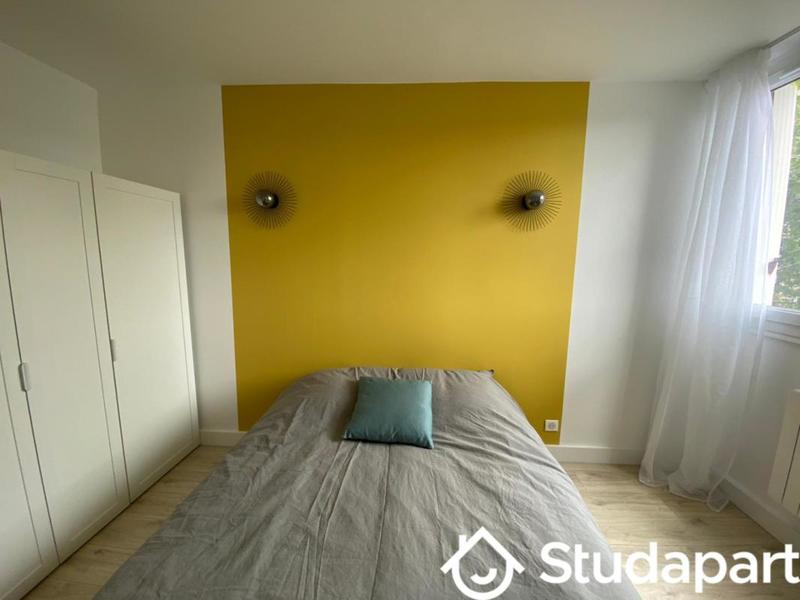 Chambre - 10 m² - 1 pièce