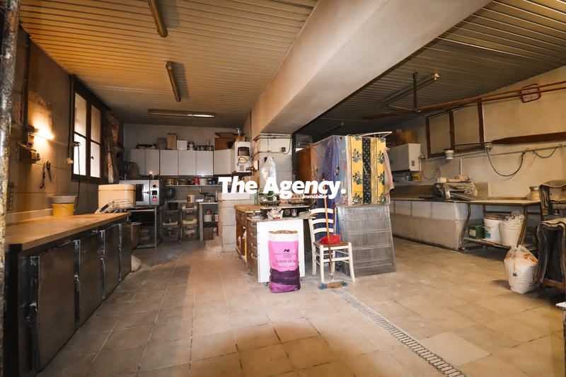 Fonds de commerce - 146 m²