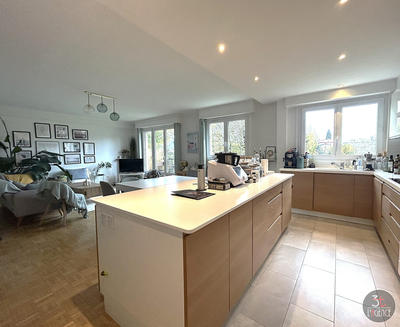 Appartement - 87 m² - 4 pièces