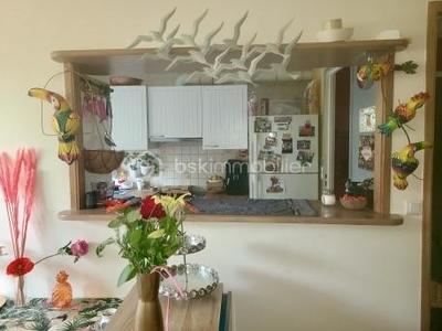 Appartement - 77 m² - 4 pièces