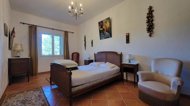 Maison - 155 m² - 5 pièces