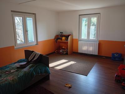 Maison - 270 m² - 12 pièces