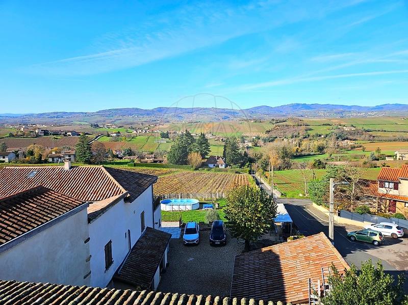 Appartement - 84 m² - 4 pièces