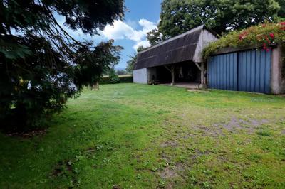 Maison - 240 m² - 12 pièces