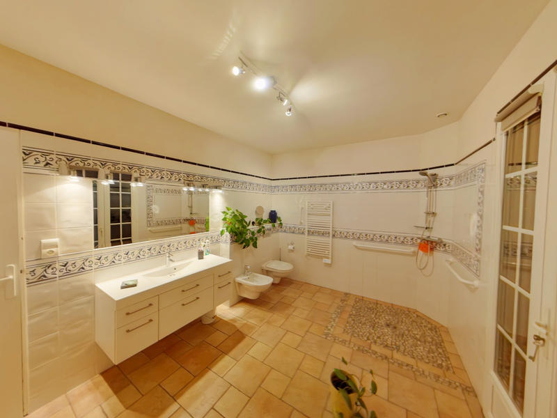 Maison - 160 m² - 6 pièces