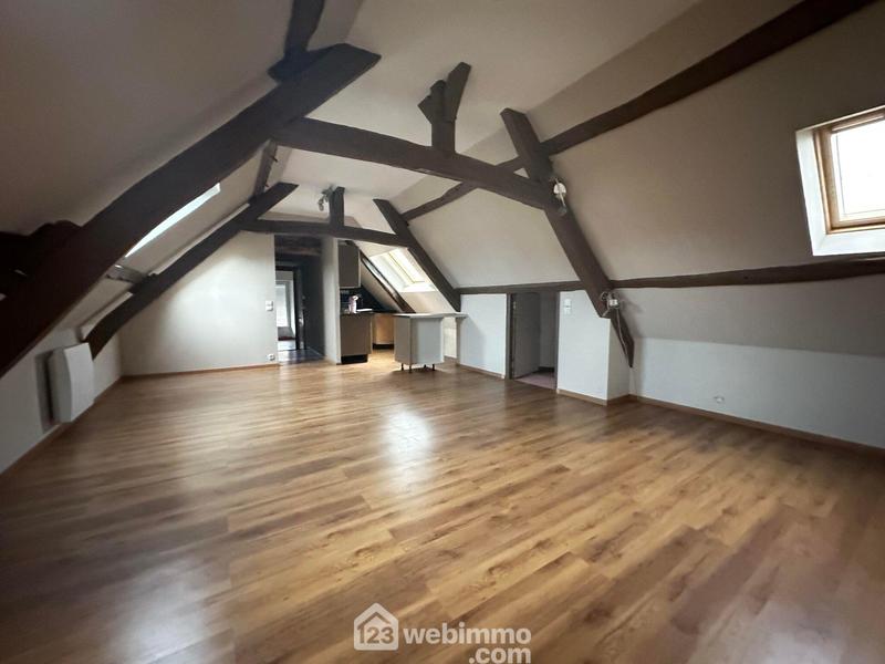 Maison - 205 m² - 7 pièces