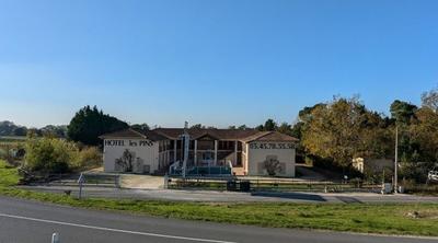 Local commercial - 711 m² - 36 pièces