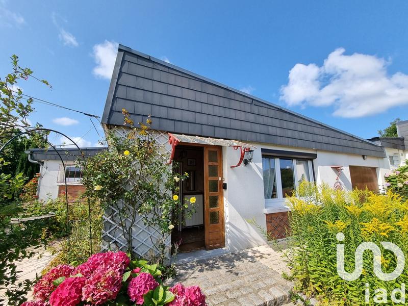 Maison - 90 m² - 5 pièces