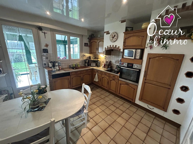 Maison - 142 m² - 8 pièces