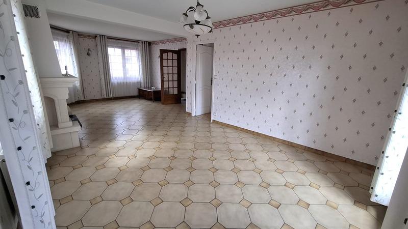 Maison - 96 m² - 5 pièces