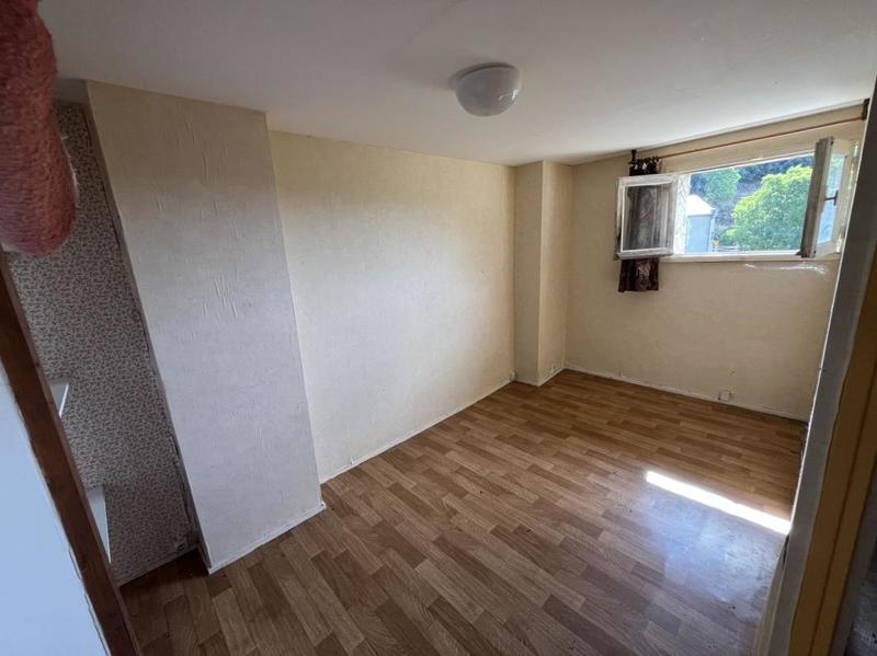 Maison - 178 m² - 7 pièces