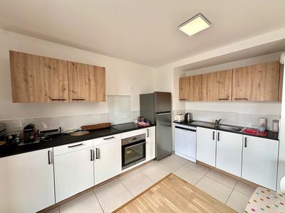 Appartement - 82 m² - 4 pièces