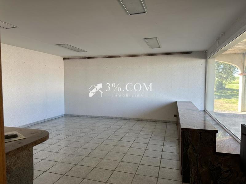 Maison - 639 m² - 12 pièces