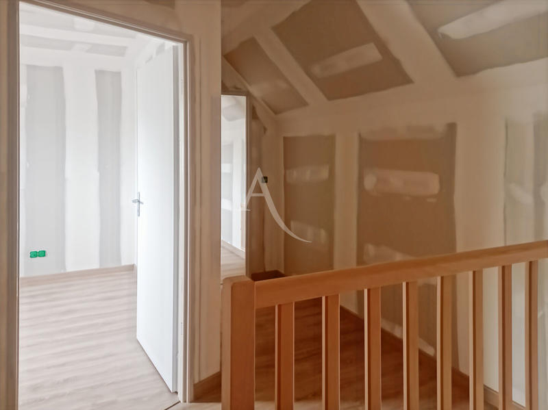 Maison - 105 m² - 5 pièces