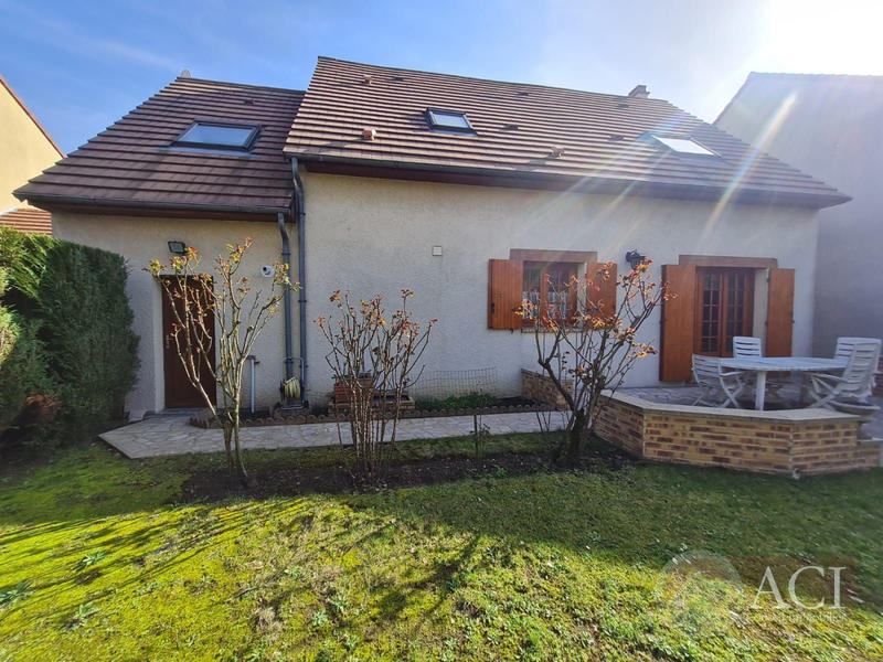 Maison - 133 m² - 7 pièces