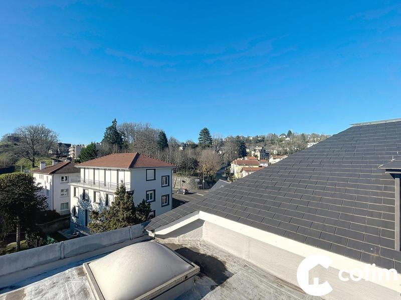 Maison - 550 m² - 15 pièces